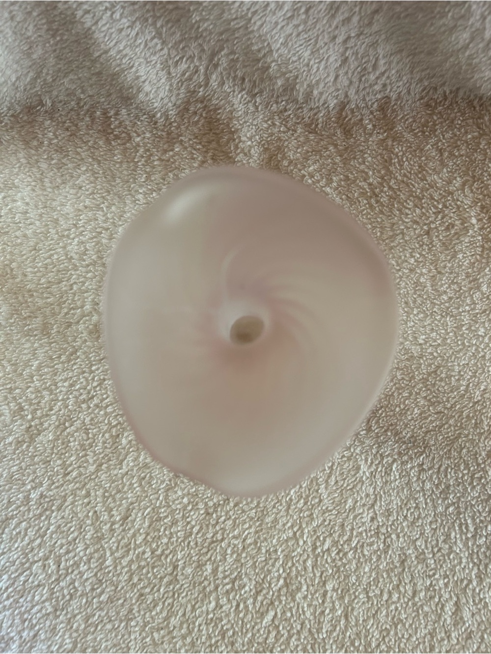 💰3 for $20 - Delicate Cream Glass Bud Vase - Picture 6 of 9